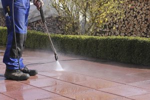 Pressure Washing Service Sidewalk